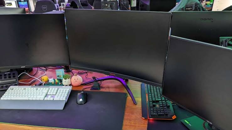 Computers Stolen From Thatta Library