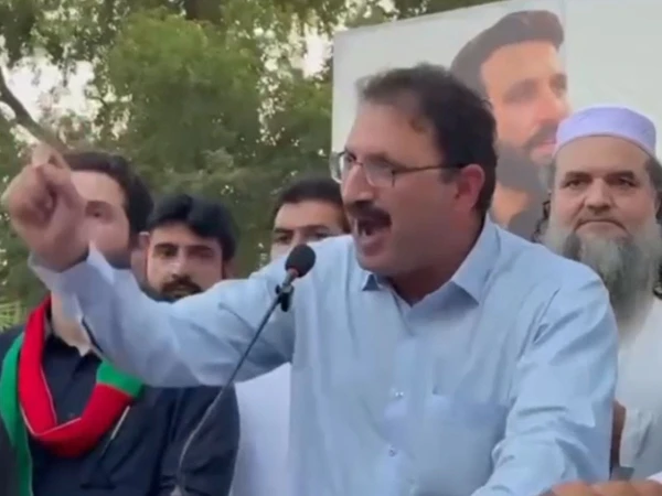 Junaid Akbar warns of strong response if protesters are killed in Islamabad