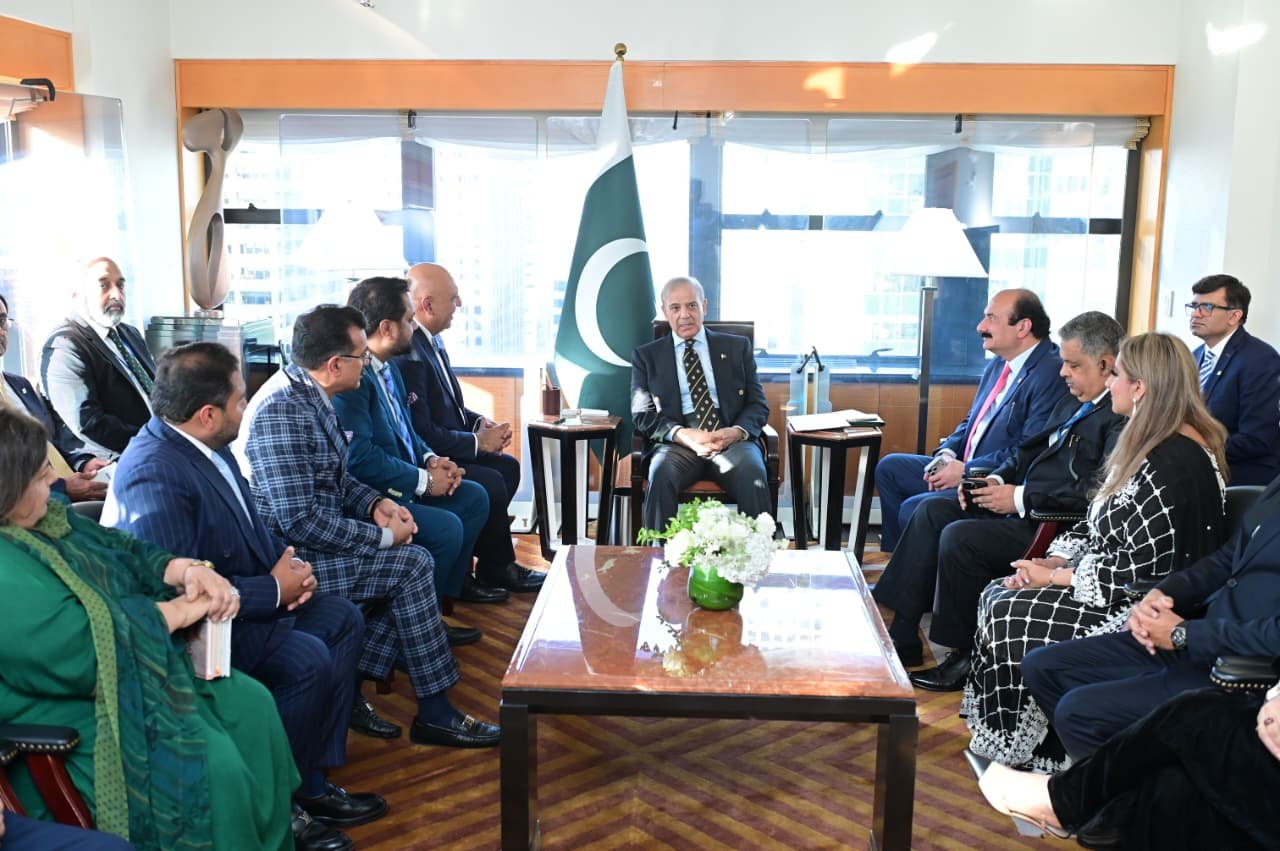 PM Shehbaz Urges US-Based Pakistani Business Community to Invest in Pakistan
