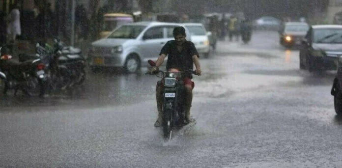 Heavy Rain, Flash Flood Alert Issued Across Northern Pakistan Until September 30