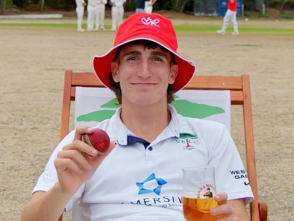 100km Cricket Run-Up Attempt Raises Record Bar