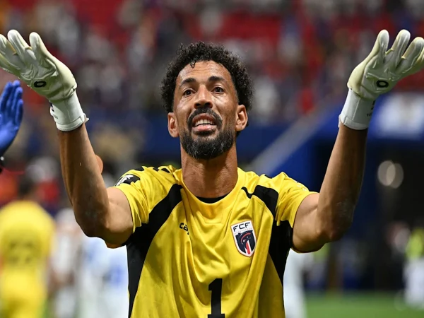 Vozinha Says Fame Took Away His Peace