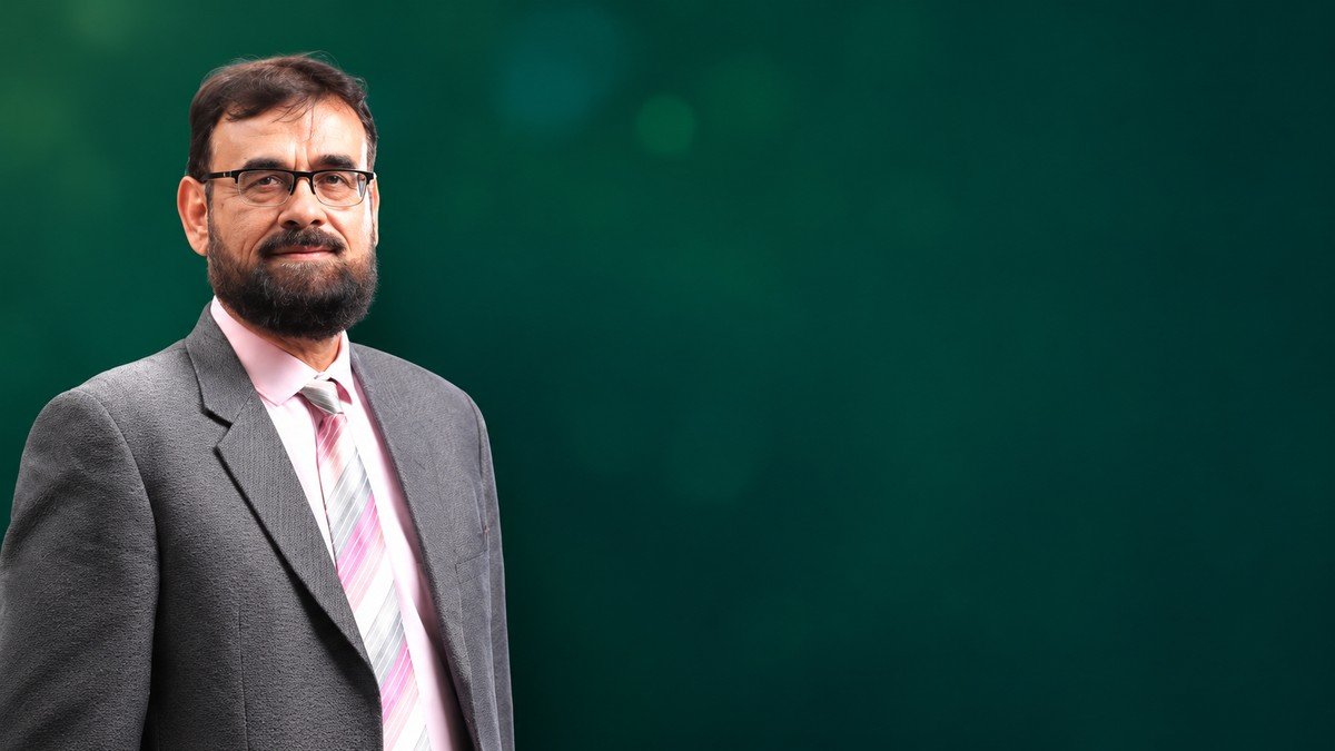 Dr. Abdul Bari Khan Named Recipient of 2026 Hovey Impact Award
