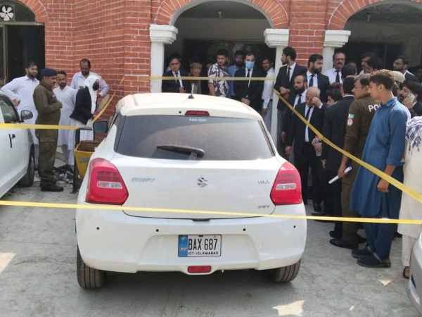 Lawyer Found Dead in Car at Rawalpindi Judicial Complex