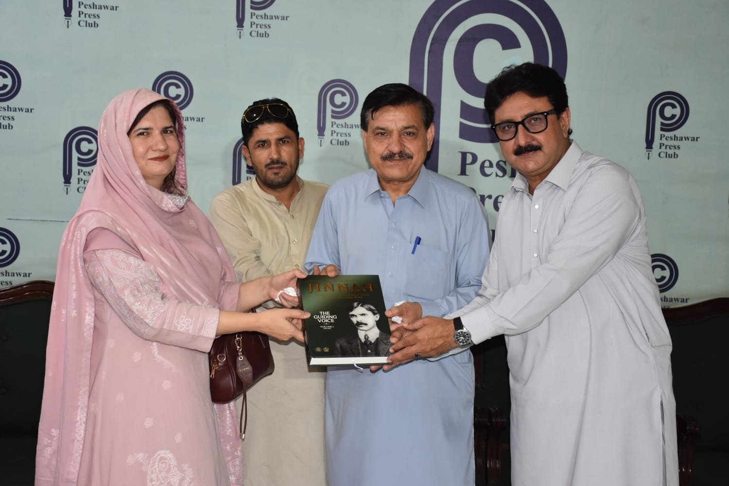 PID Peshawar presents rare collection of Quaid-e-Azam’s speeches to Press Club