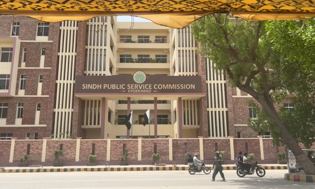Sindh Cabinet Cuts SPSC Exam Passing Marks to 33pc Sindh Cabinet cuts SPSC passing marks and raises age limit