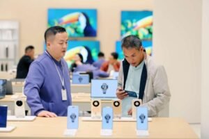 China issues first policy document dedicated to technology-driven commerce China issues first policy document dedicated to technology-driven commerce