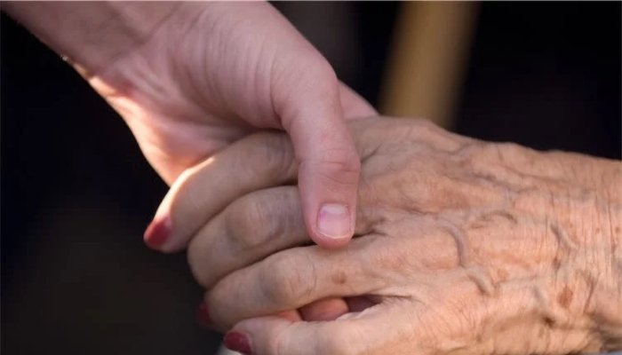 96-Year-Old Woman Marries 18-Year-Old Man in Mexico