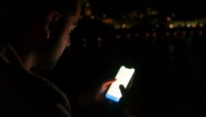 Using Your Phone After 10 PM? Your Sleep May Pay the Price