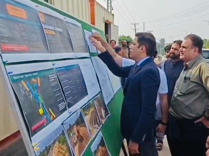 CDA Chairman Pushes for Timely Completion of Kashmir Chowk Underpass CDA Chairman Sohail Ashraf inspects construction progress at Kashmir Chowk Underpass in Islamabad, where 51 percent of work has been completed.