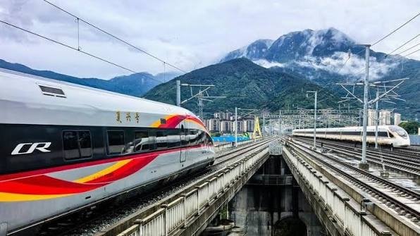 China's expanding high-speed railway network highlights lessons for Pakistan's ML-1 modernisation, CPEC connectivity and regional trade infrastructure.