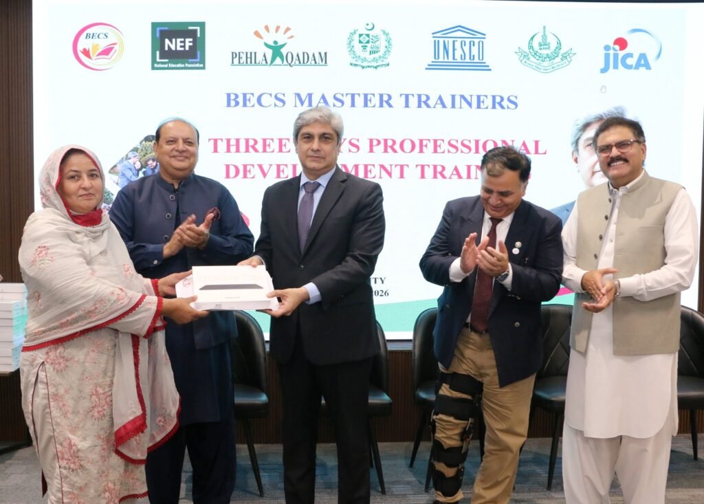Master trainers attend UNESCO-supported training for non-formal education schools in Islamabad