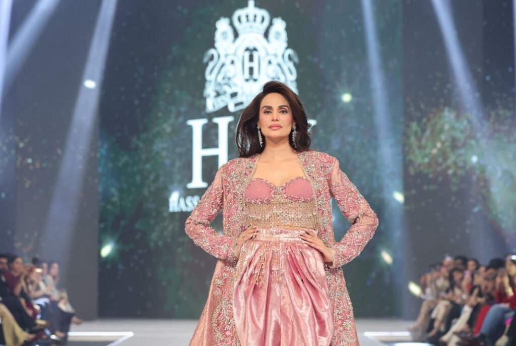 LAAM Fashion Week Season 2 concludes in Lahore HSY presents his Venus collection at the grand finale of LAAM Fashion Week Season 2 in Lahore, concluding four days of runway shows.