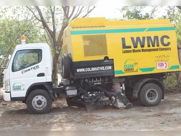 Lahore Cracks Down on Littering