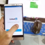 LinkedIn introduces paid Advice Sessions for eligible professionals to earn money through one-on-one consultations and expert advice.