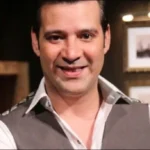 Pakistani actor Moammar Rana as his wife Mehnaz obtains a khula decree from a Lahore family court.