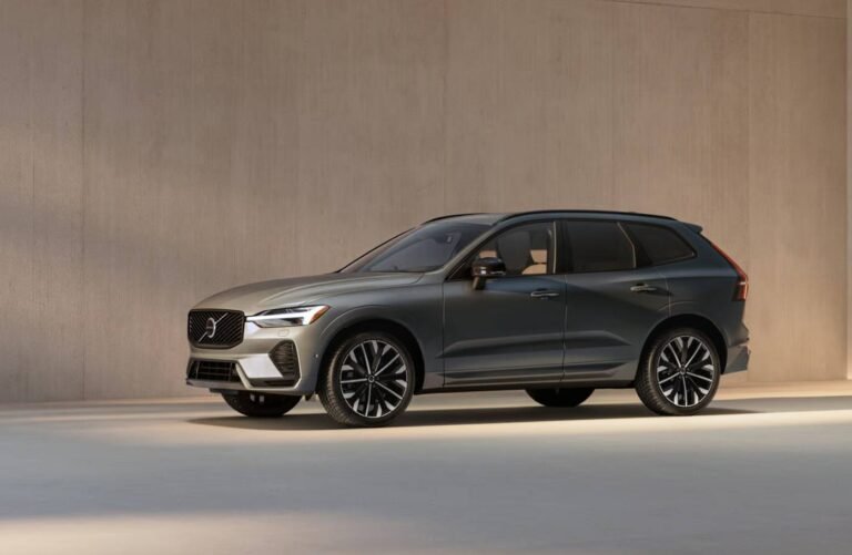 Volvo XC60 plug-in hybrid SUV offering up to 200km claimed electric range as PHEV technology advances in Pakistan.