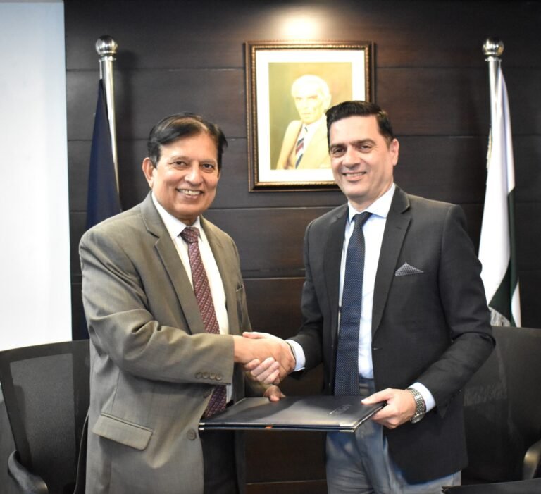 PSW, PHDEC partner to boost Pakistan’s horticulture export competitiveness PSW and PHDEC officials sign an MoU to strengthen digital trade readiness, export documentation and regulatory compliance for Pakistan’s horticulture exporters.