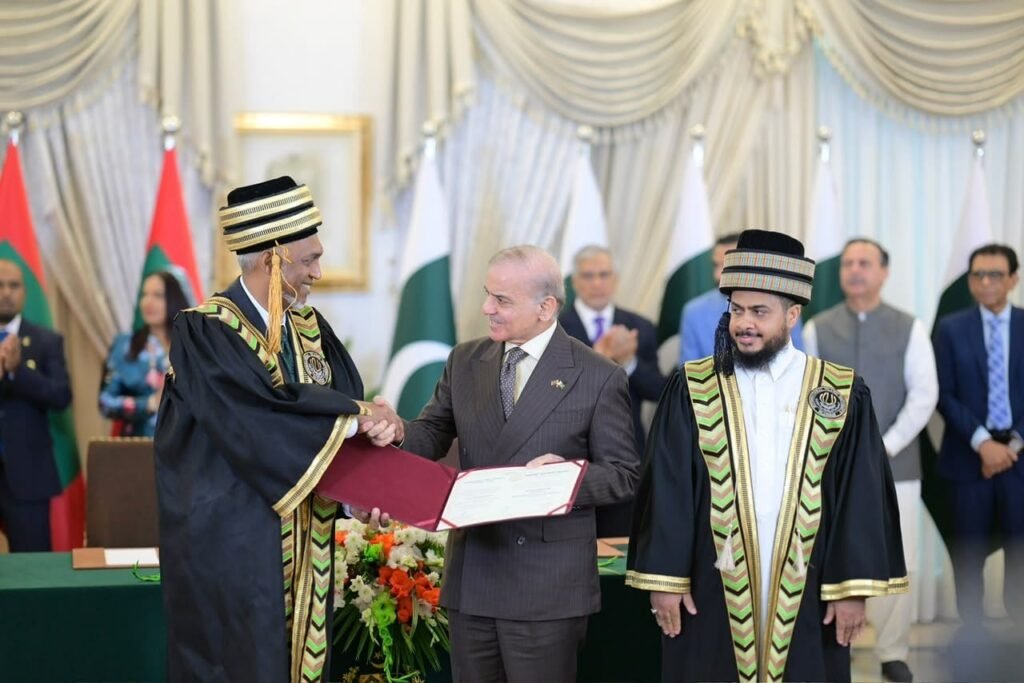 Maldives President Mohamed Muizzu receives an honorary doctorate from International Islamic University Islamabad during a special convocation at the Prime Minister’s House.