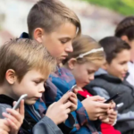 Excessive social media scrolling linked to concerns about mental and physical health