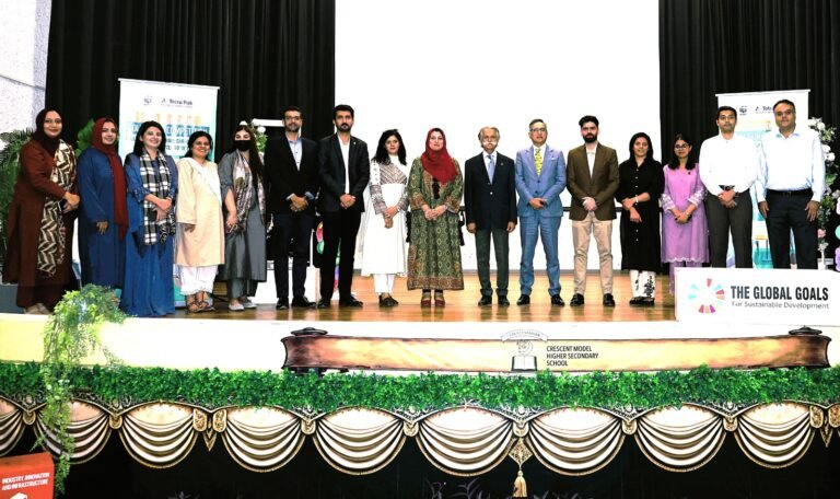 Tetra Pak Pakistan and WWF-Pakistan recognise Crescent Model Girls High School Lahore for its carton recycling achievement and present recycled furniture.