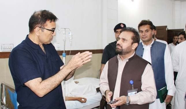 Mardan Commissioner Sets One-Week Deadline to Improve DHQ Hospital Mardan Commissioner Sets One-Week Deadline to Improve DHQ Hospital