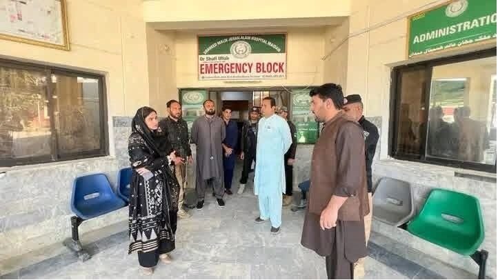 Lower Dir ADC Orders Better Hospital Services ADC Lower Dir Dr. Iza Arshad inspects Shaheed Malik Jahan Alam Hospital in Lal Qila.