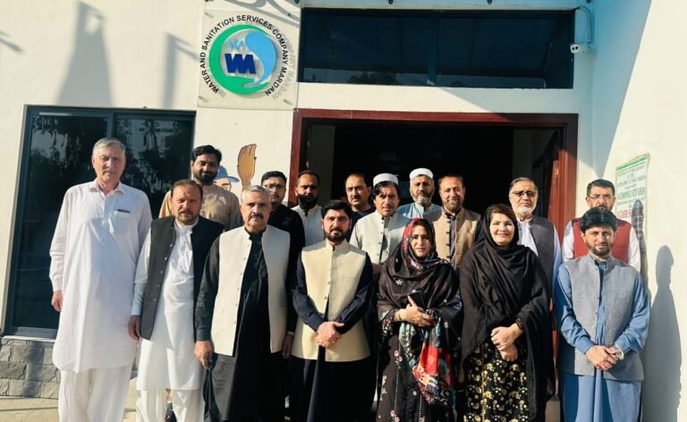 Mardan Sanitation Drive: WSSCM Chief Pledges Support to Traders