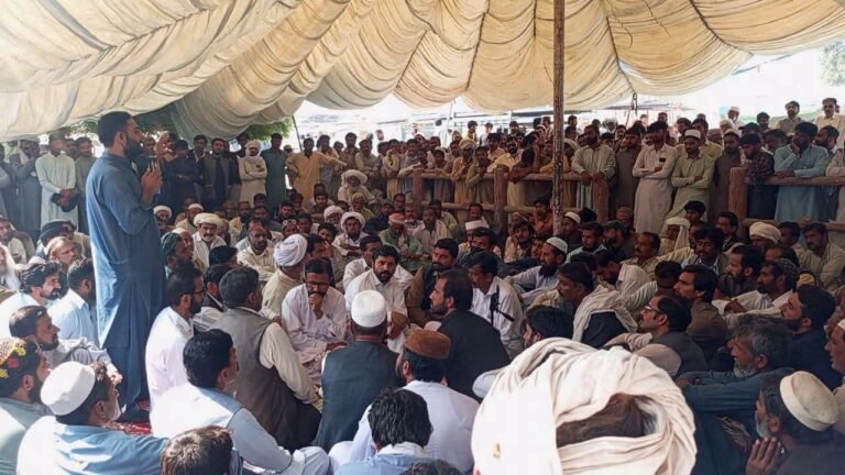 Residents protest on Bannu Road after two tube-well operators are abducted in Dera Ismail Khan