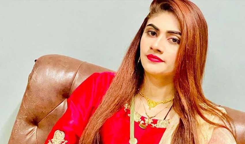 Court Issues Non-Bailable Warrants for Dania Shah