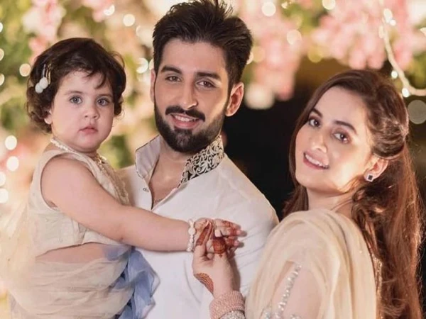 Pakistani actor Muneeb Butt shares advice on resolving marital disputes privately.