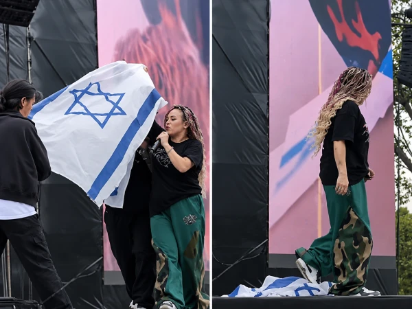 Colombian Singer’s Stage Act Goes Viral