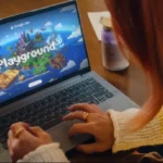 Google Playground AI platform lets users create playable browser games from simple text prompts without coding.