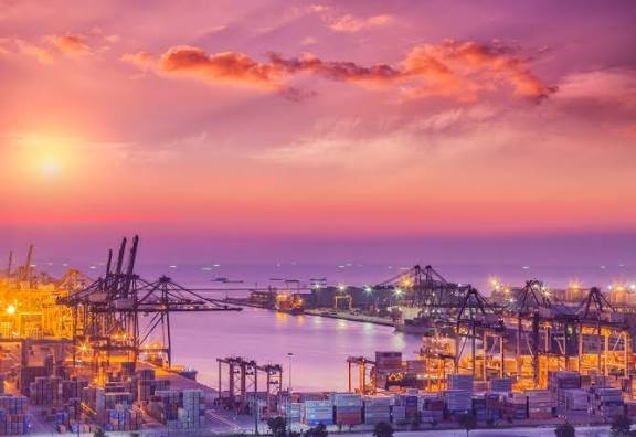 South-South trade expansion boosts growth prospects for emerging economies South-South trade expansion boosts growth prospects for emerging economies