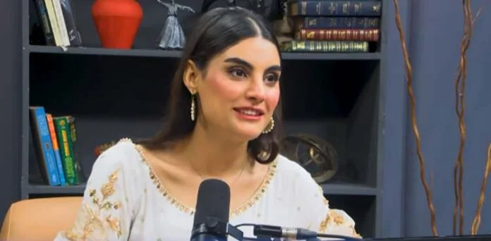 Esra Ayesha discusses her Tamasha Season 5 experience in an ARY Podcast interview.
