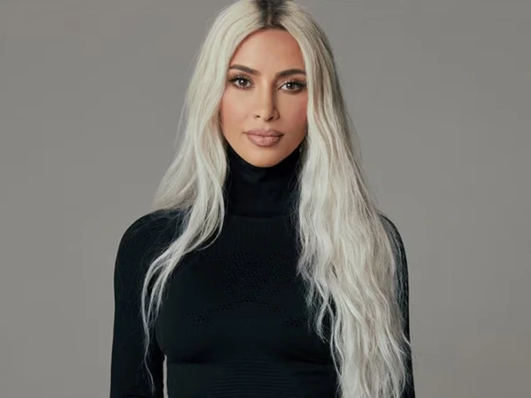 Kim Kardashian Nearly Quits Film After Brutal Acting Reviews Kim Kardashian discusses harsh criticism of her acting in All's Fair and her decision to remain in the upcoming film The Fifth Wheel.