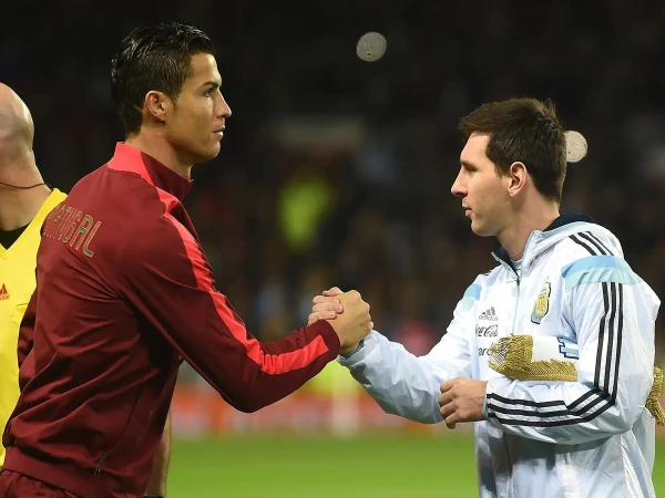 Cristiano Ronaldo Pays Emotional Tribute to Lionel Messi Ronaldo’s Emotional Message for Messi