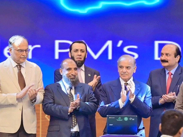 PM Shehbaz announces Chromebooks for 500,000 students Prime Minister Shehbaz Sharif addresses the Chromebook distribution programme launch at Islamabad Convention Centre for 500,000 students.
